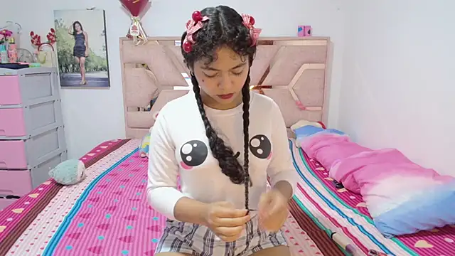 Snapshot of Winnifer_Gonzal chatting on April 26, 2026, 3:15 am Winnifer Gonzal online show from April 26, 2026, 3:15 am