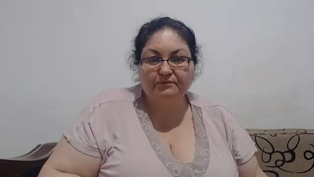Nykyxo online show from July 6, 2026, 12:40 am
