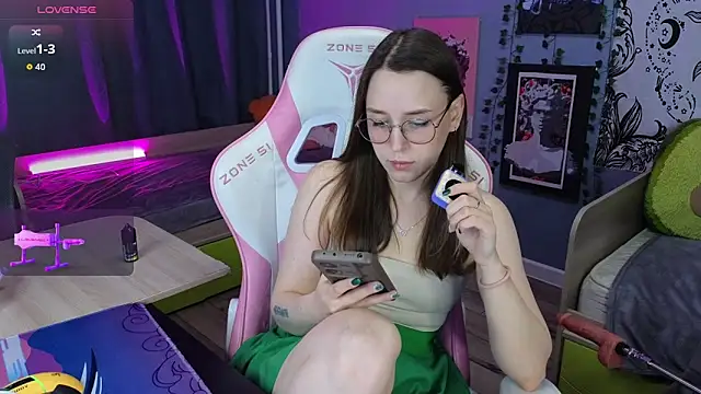 Sweet frosti online show from January 13, 2026, 3:23 am