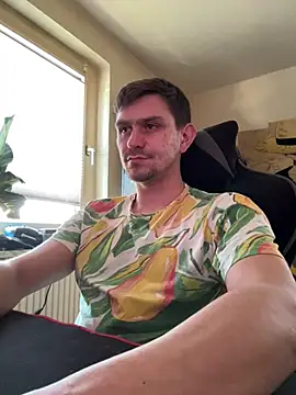 Snapshot of Shaiiboy chatting on March 20, 2025, 1:48 pm Shaiiboy online show from March 20, 2025, 1:48 pm