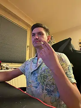 Snapshot of Shaiiboy chatting on March 2, 2026, 12:13 am Shaiiboy online show from March 2, 2026, 12:13 am