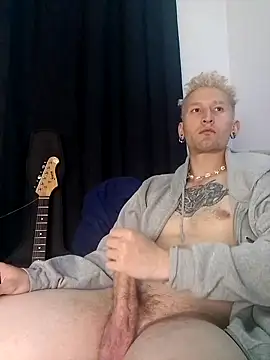 Snapshot of Vlad_goetia chatting on October 15, 2025, 1:28 am Vlad goetia online show from October 15, 2025, 1:28 am