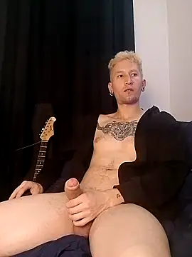 Snapshot of Vlad_goetia chatting on October 22, 2025, 11:15 pm Vlad goetia online show from October 22, 2025, 11:15 pm