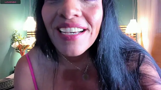 Luisa Sweet2 online show from October 9, 2025, 2:26 pm