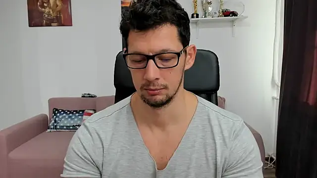 BrutusK08 online show from January 5, 2025, 8:32 am