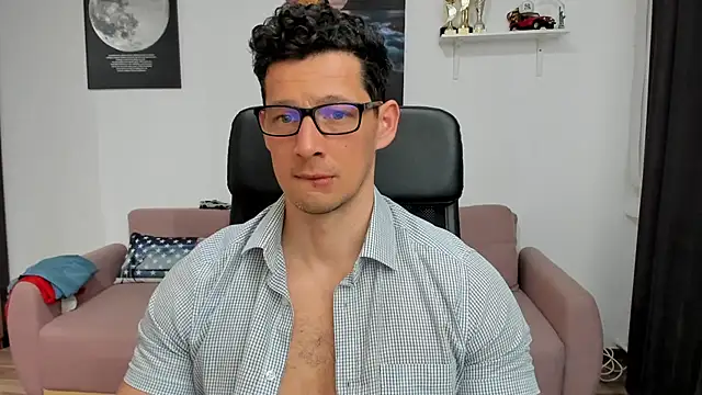 BrutusK08 online show from March 7, 2025, 2:01 pm