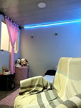 KATYGONZALEZ online show from January 4, 2025, 2:04 pm