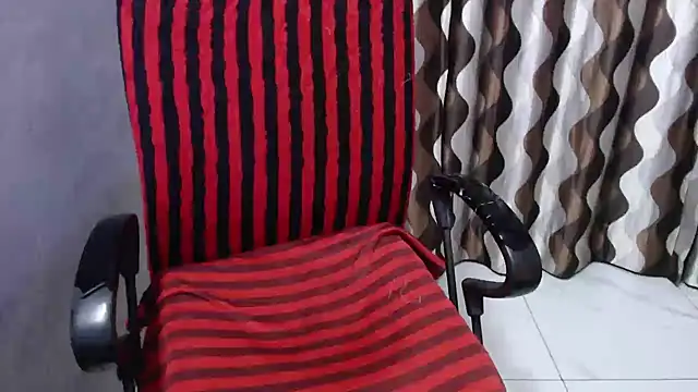 Snapshot of Kaur_Jannat chatting on December 16, 2024, 6:16 pm Kaur Jannat online show from December 16, 2024, 6:16 pm