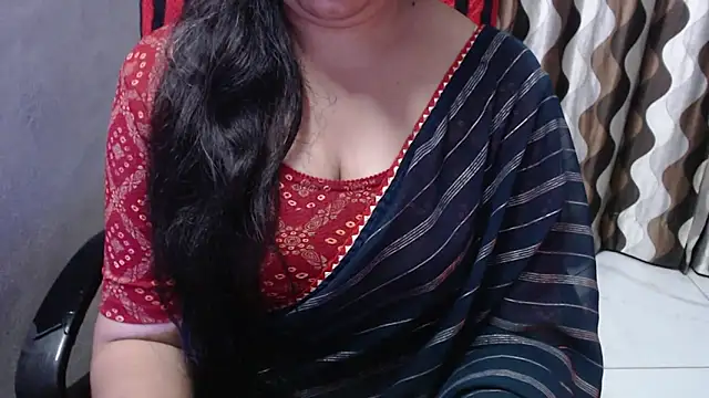 Snapshot of Kaur_Jannat chatting on December 16, 2024, 9:20 pm Kaur Jannat online show from December 16, 2024, 9:20 pm