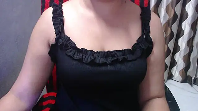 Snapshot of Kaur_Jannat chatting on January 9, 2025, 6:04 pm Kaur Jannat online show from January 9, 2025, 6:04 pm