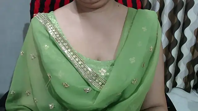 Snapshot of Kaur_Jannat chatting on January 31, 2025, 6:03 pm Kaur Jannat online show from January 31, 2025, 6:03 pm