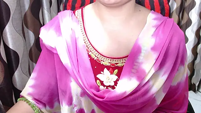 Snapshot of Kaur_Jannat chatting on February 5, 2025, 9:29 pm Kaur Jannat online show from February 5, 2025, 9:29 pm