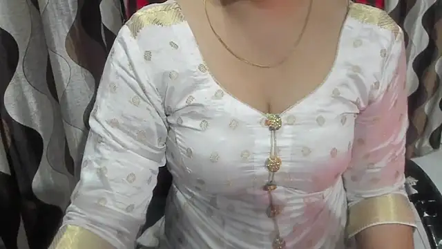 Snapshot of Kaur_Jannat chatting on February 7, 2026, 6:11 pm Kaur Jannat online show from February 7, 2026, 6:11 pm