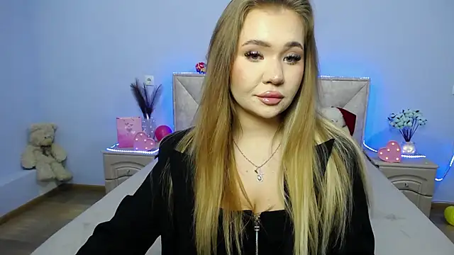 StacyYellig online show from January 24, 2025, 8:54 pm