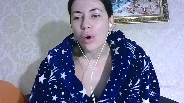 StunnigArt online show from December 2, 2025, 2:17 am