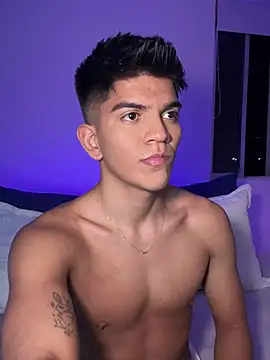 santiago 01 online show from January 22, 2025, 3:41 am