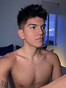 santiago 01 online show from January 28, 2025, 10:56 pm