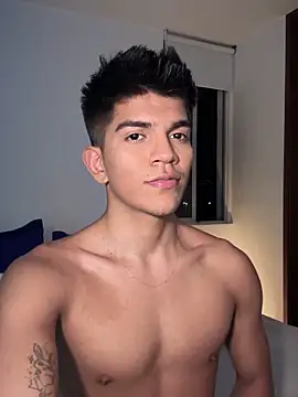 santiago 01 online show from January 29, 2025, 3:33 am