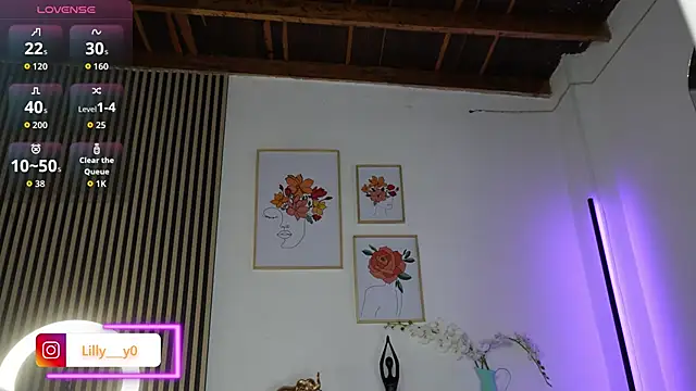 LillyDolls23 online show from November 1, 2025, 12:40 pm