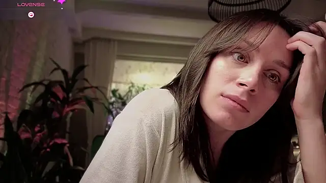 Snapshot of moon_deity_ chatting on December 10, 2024, 7:26 am moon deity online show from December 10, 2024, 7:26 am