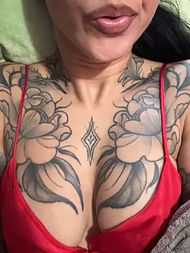 Nadiasexy online show from March 6, 2026, 2:57 pm