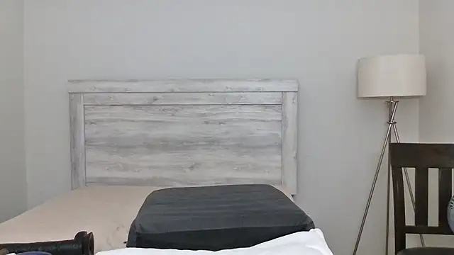 Carmen Cream online show from November 8, 2025, 11:54 am