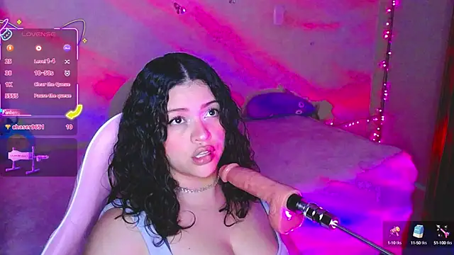 kim saenz20 online show from September 30, 2025, 5:01 am