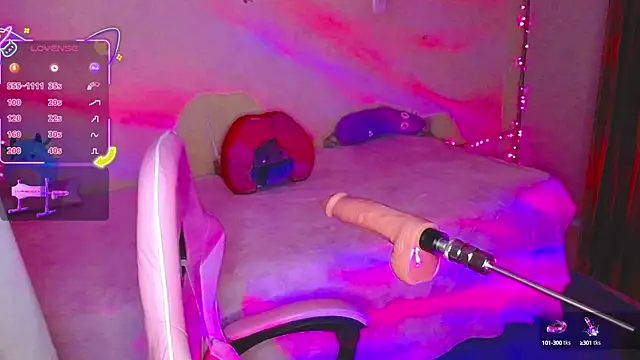 kim saenz20 online show from October 17, 2025, 2:37 am