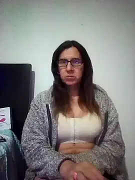 Cameron puppy online show from September 26, 2025, 10:08 am