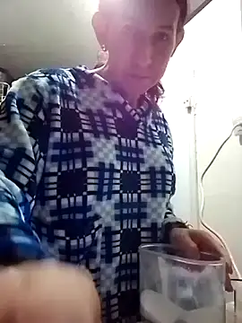 Cameron puppy online show from October 26, 2025, 9:31 pm