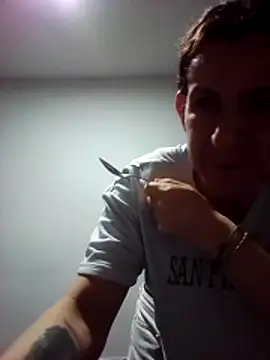 Cameron puppy online show from November 11, 2025, 4:40 pm