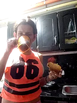 Cameron puppy online show from November 28, 2025, 10:23 pm