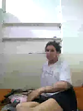 Cameron puppy online show from April 2, 2026, 6:44 am