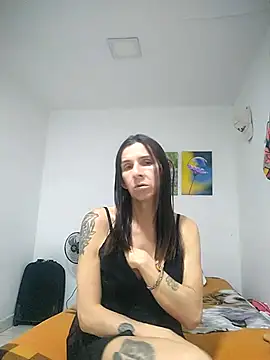 Snapshot of Cameron_puppy chatting on June 26, 2026, 6:40 am Cameron puppy online show from June 26, 2026, 6:40 am