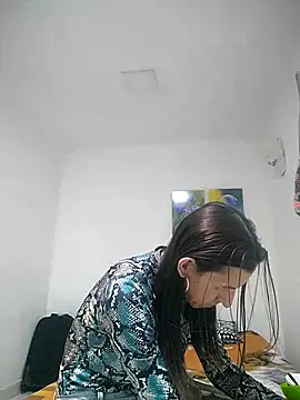Snapshot of Cameron_puppy chatting on July 1, 2026, 6:07 pm Cameron puppy online show from July 1, 2026, 6:07 pm