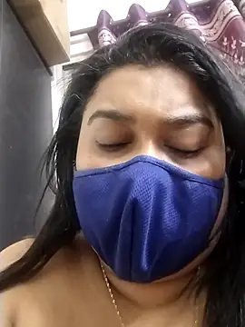 indianlisa5 online show from September 22, 2025, 8:22 pm