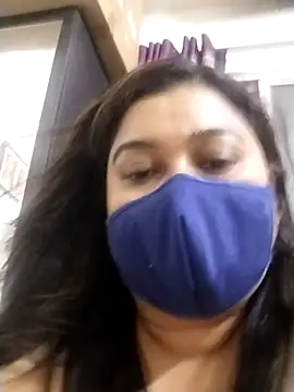 Snapshot of indianlisa5 chatting on April 4, 2026, 8:28 pm indianlisa5 online show from April 4, 2026, 8:28 pm