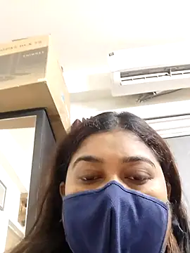 Snapshot of indianlisa5 chatting on May 20, 2026, 6:14 pm indianlisa5 online show from May 20, 2026, 6:14 pm