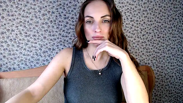 Snapshot of Tinadream20 chatting on November 5, 2025, 8:03 am Tinadream20 online show from November 5, 2025, 8:03 am