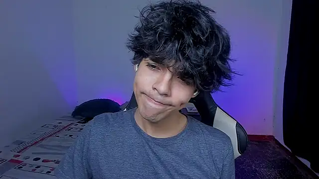 Alan26  online show from November 28, 2025, 2:47 am