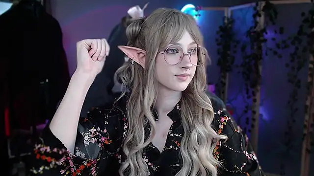 Snapshot of Rory_Pink chatting on March 19, 2025, 3:29 pm Rory Pink online show from March 19, 2025, 3:29 pm