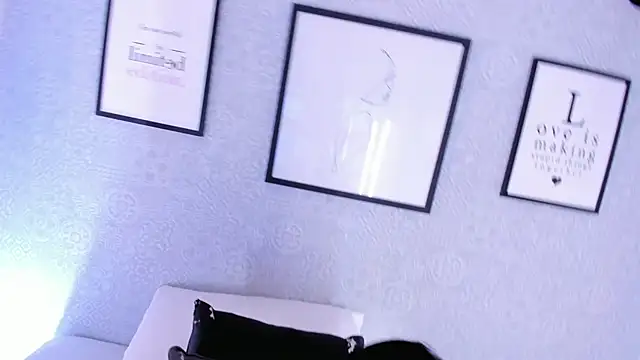 Snapshot of Natasha_harper chatting on February 22, 2026, 12:58 pm Natasha harper online show from February 22, 2026, 12:58 pm
