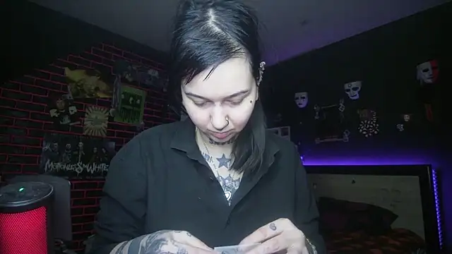 Snapshot of MoorderxDoll chatting on February 27, 2026, 6:30 pm MoorderxDoll online show from February 27, 2026, 6:30 pm