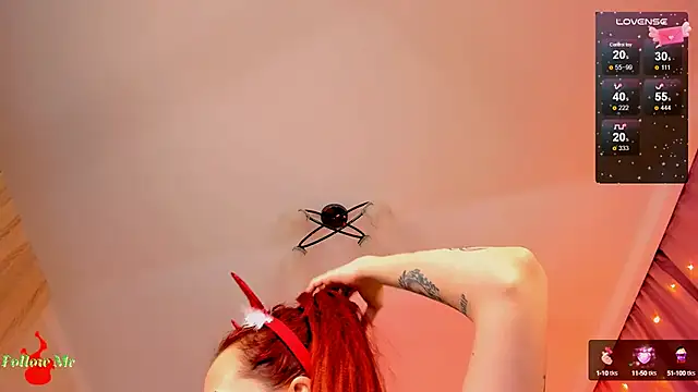 LeylaNoiry online show from December 25, 2024, 5:58 pm