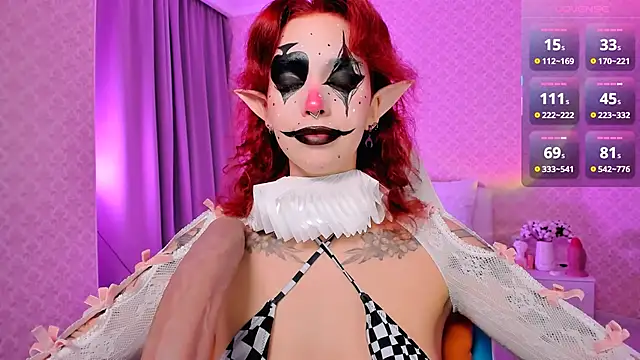 LeylaNoiry online show from November 8, 2025, 1:55 pm