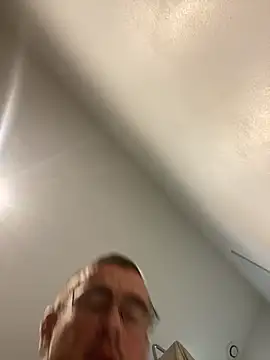 sunsylvain online show from October 31, 2025, 5:14 pm