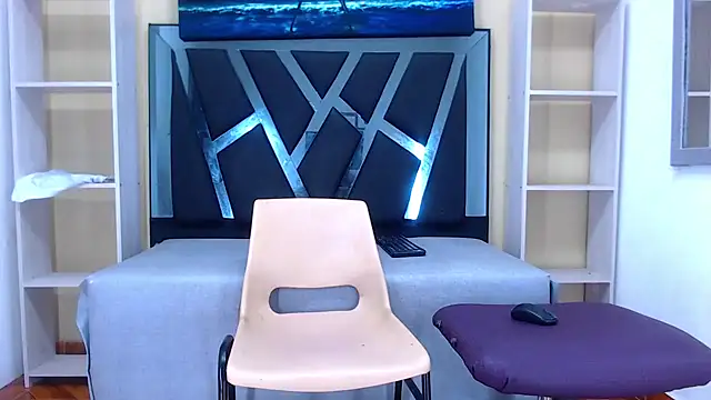 mailo bronw online show from December 24, 2024, 2:44 pm