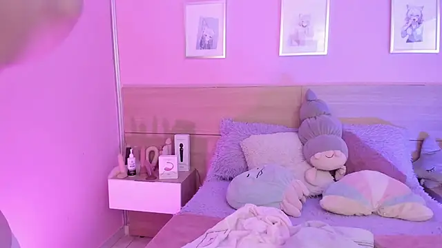 Sachi Meow online show from March 3, 2025, 7:28 pm