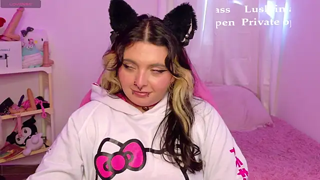 Sachi Meow online show from May 26, 2026, 7:10 pm