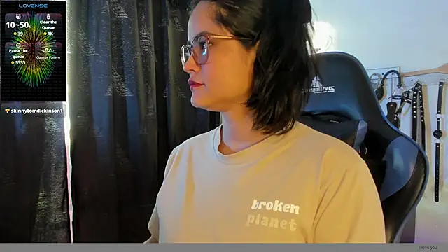 scarlet-kennedy98 online show from January 20, 2025, 10:04 pm